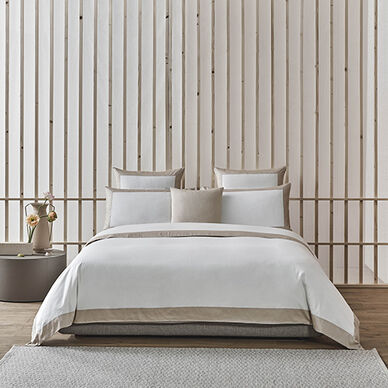 Bold, Luxury Passpepartout